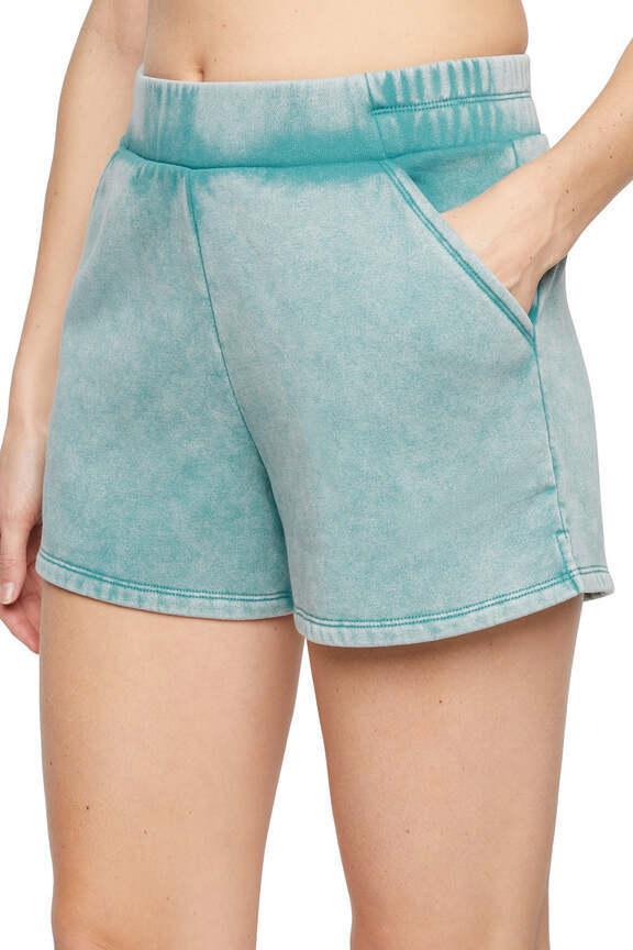 Elle Short - Image 3