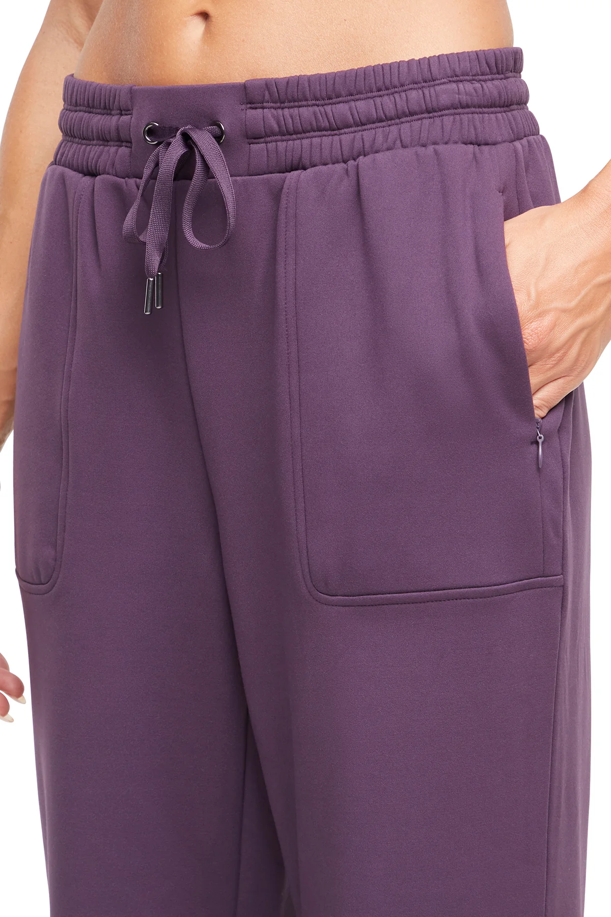 Mia Pant - Image 10
