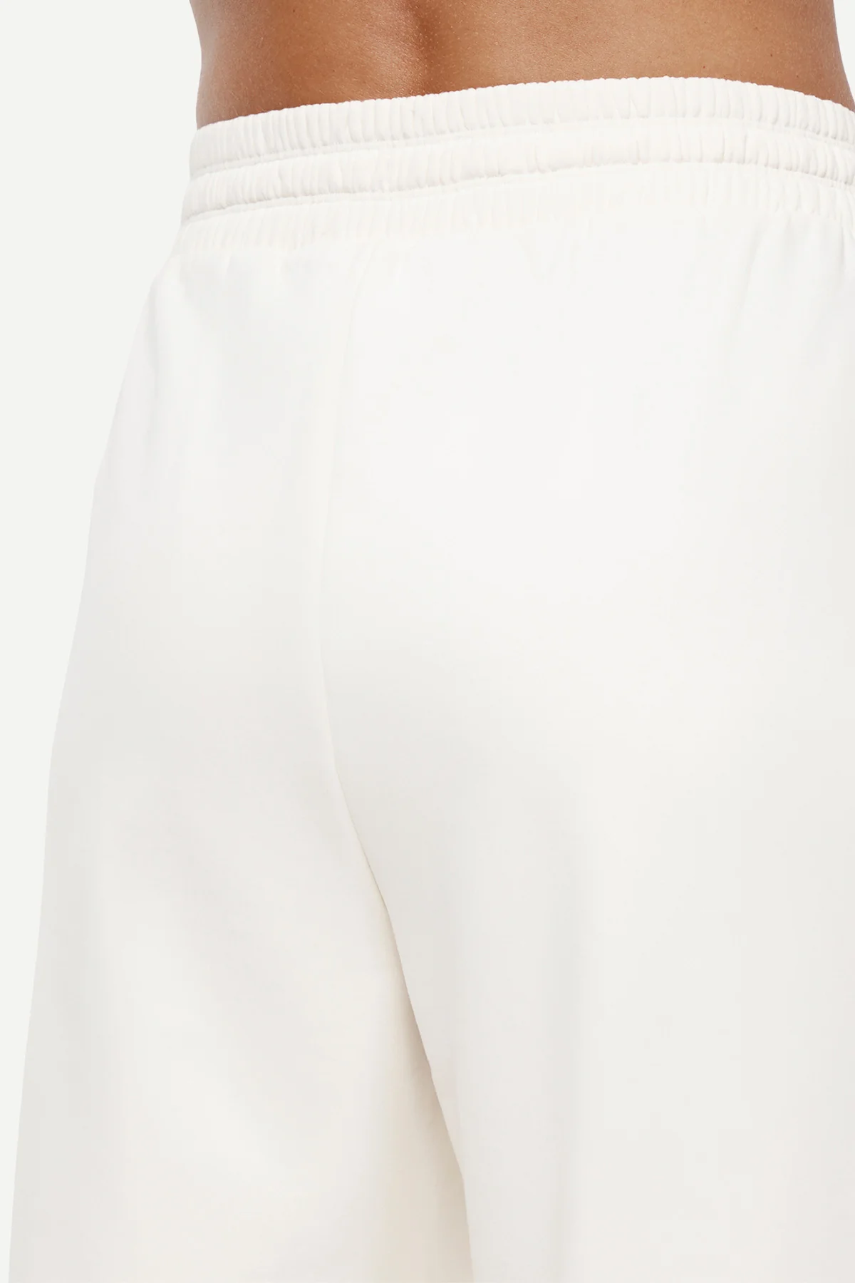 Mia Pant - Image 2