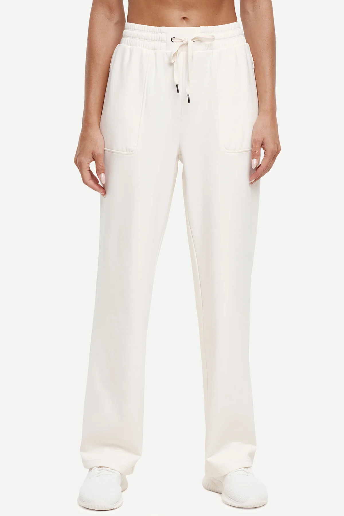 Mia Pant - Image 6