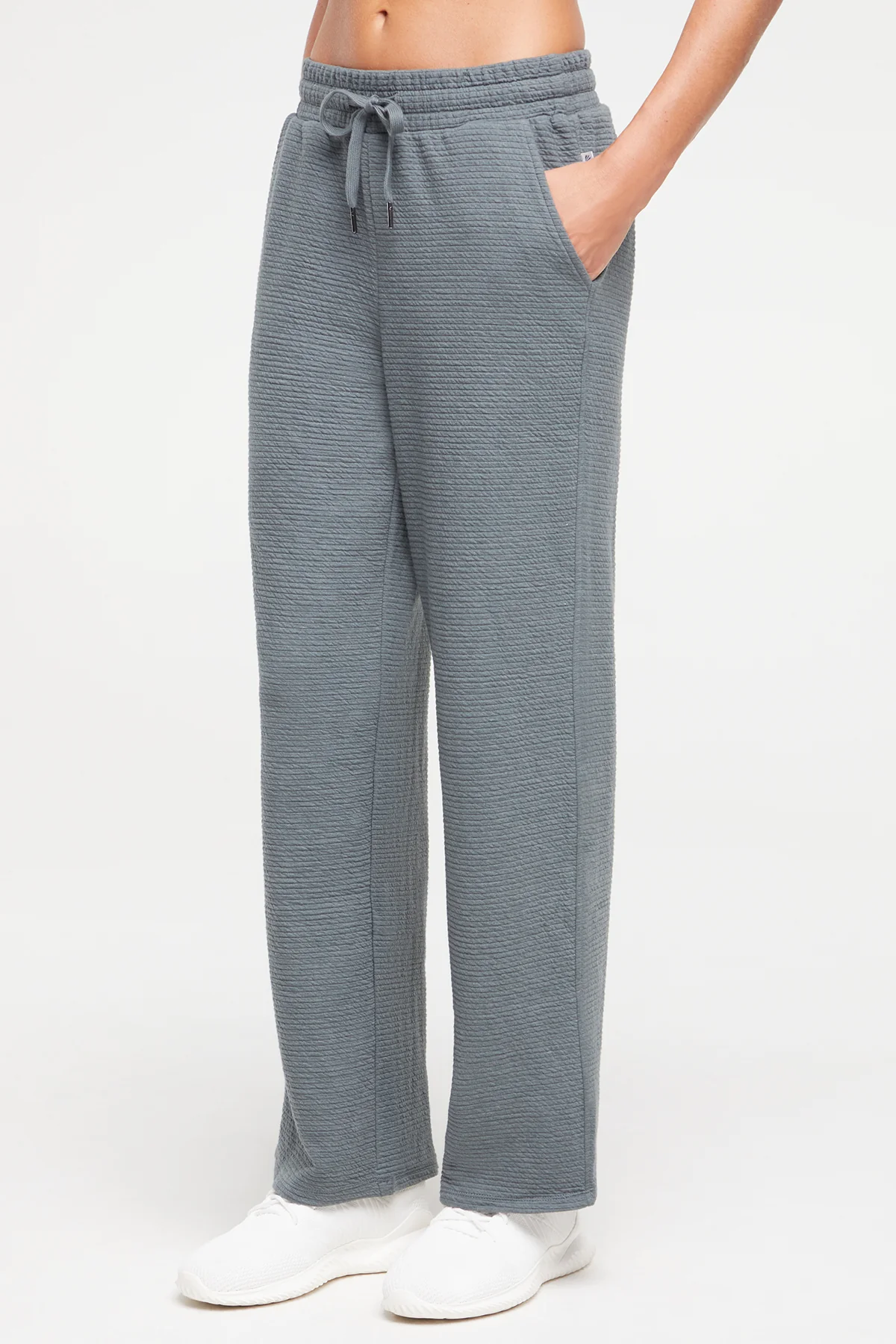 Freyi Pant - Image 7