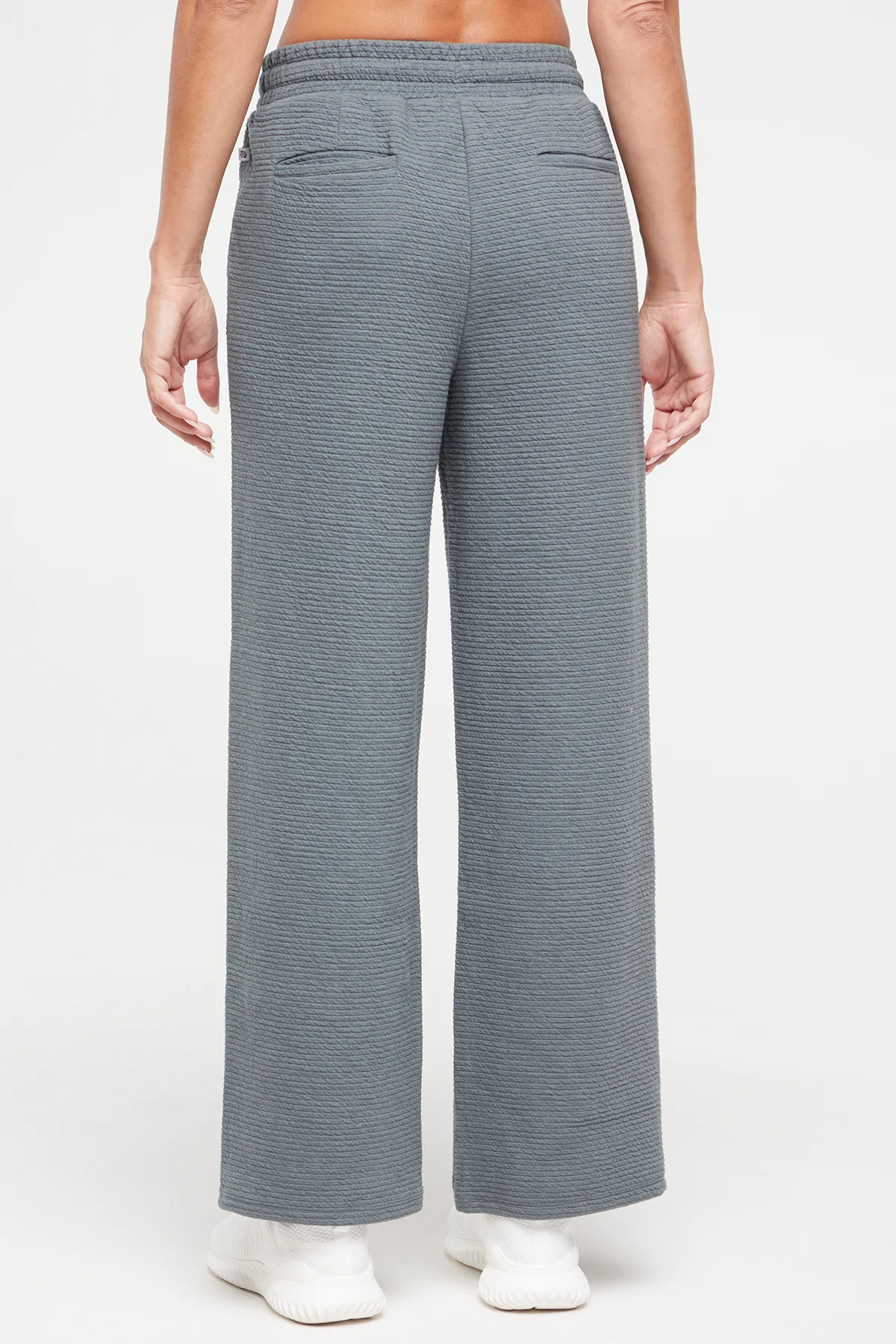 Freyi Pant - Image 8