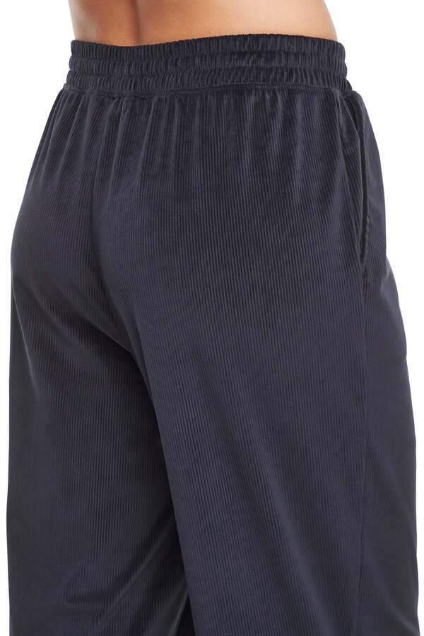 Stormi Pant - Image 25