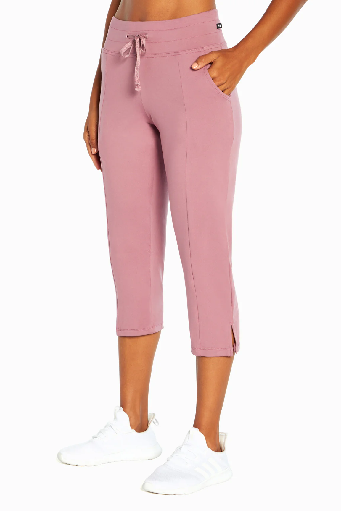 Mona Capri - Image 14