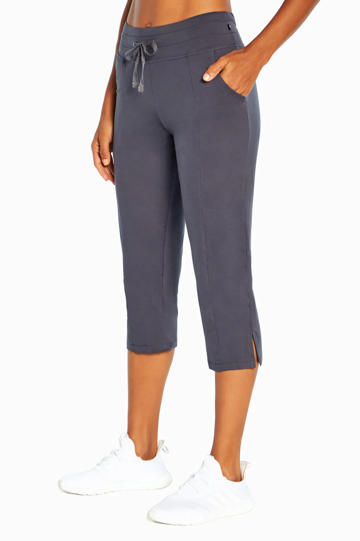 Mona Capri - Image 20