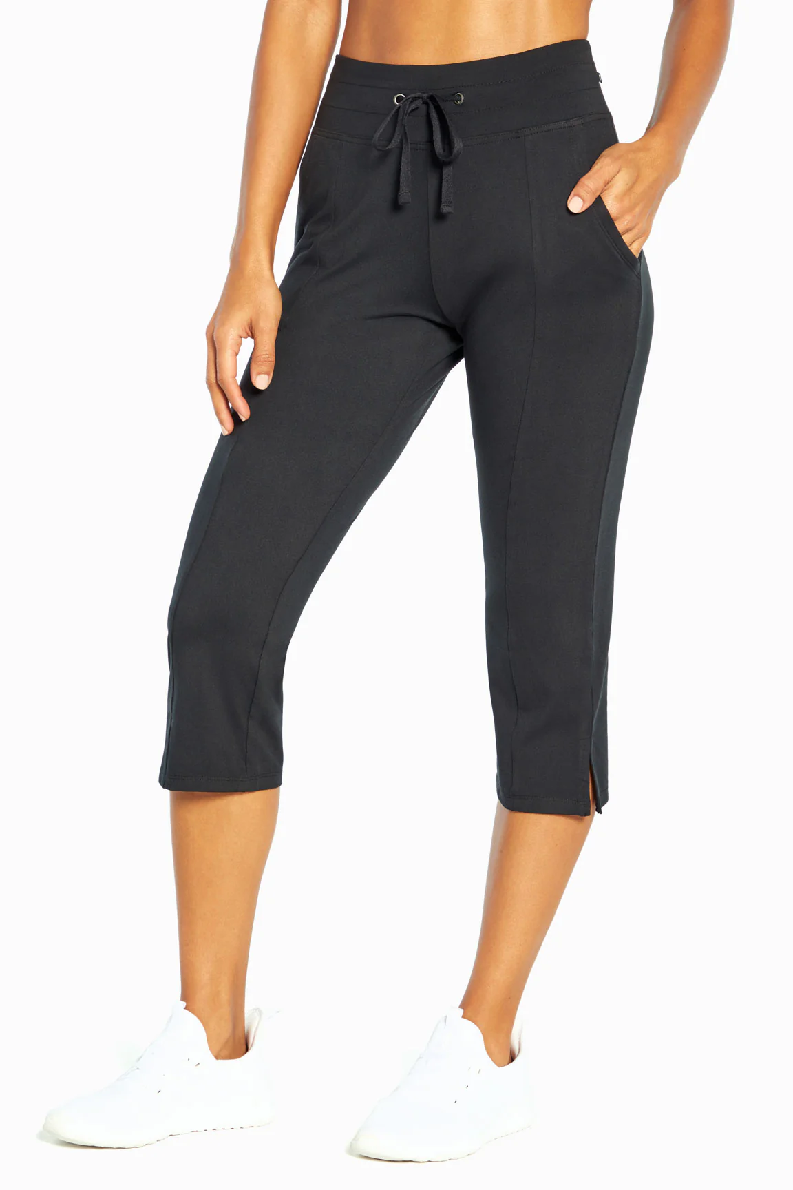 Mona Capri - Image 6