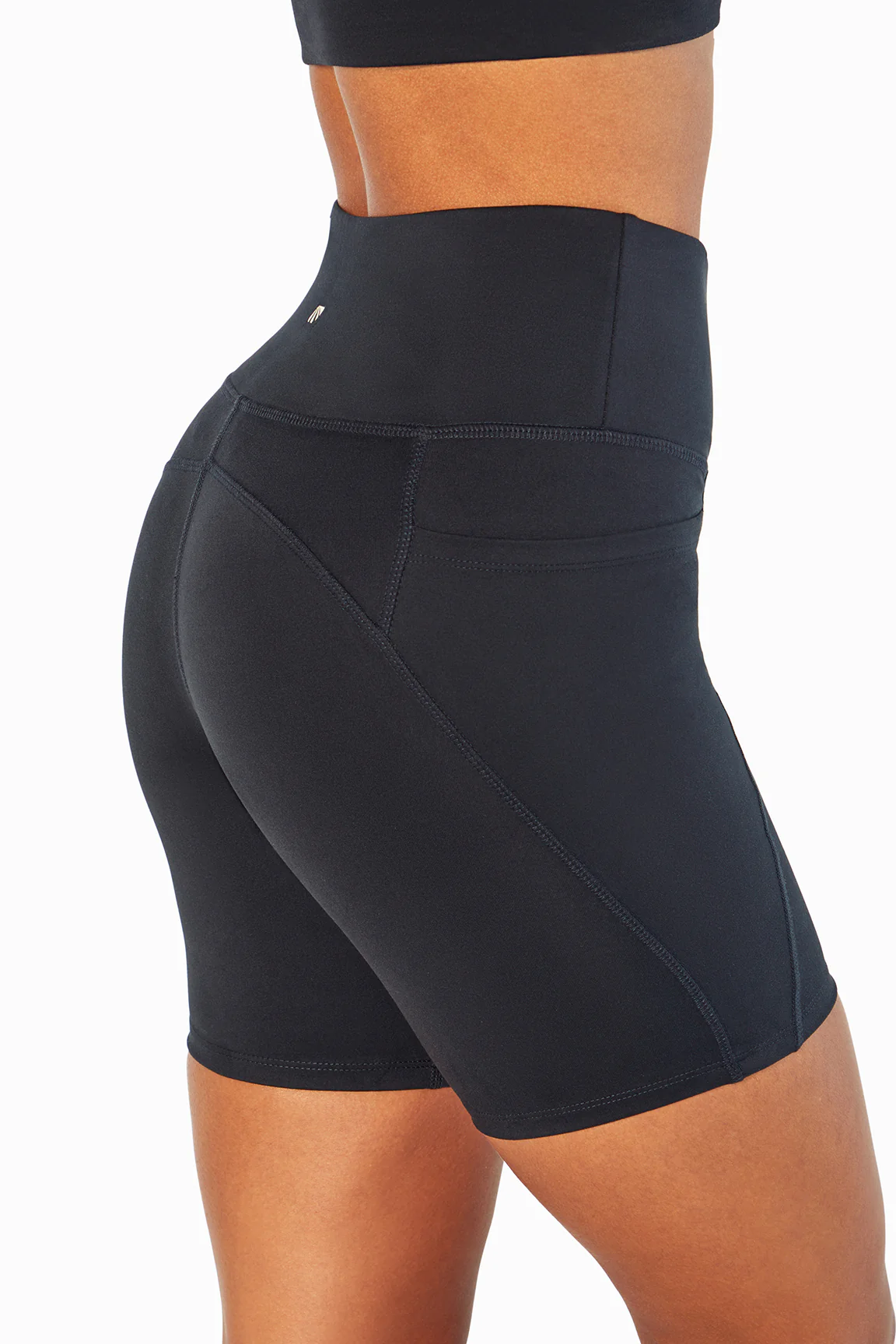 Luna Side Pocket Short - Image 11